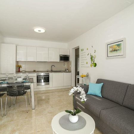 Amazing Luxury 4Star Apartment Laura 수페타르 외부 사진