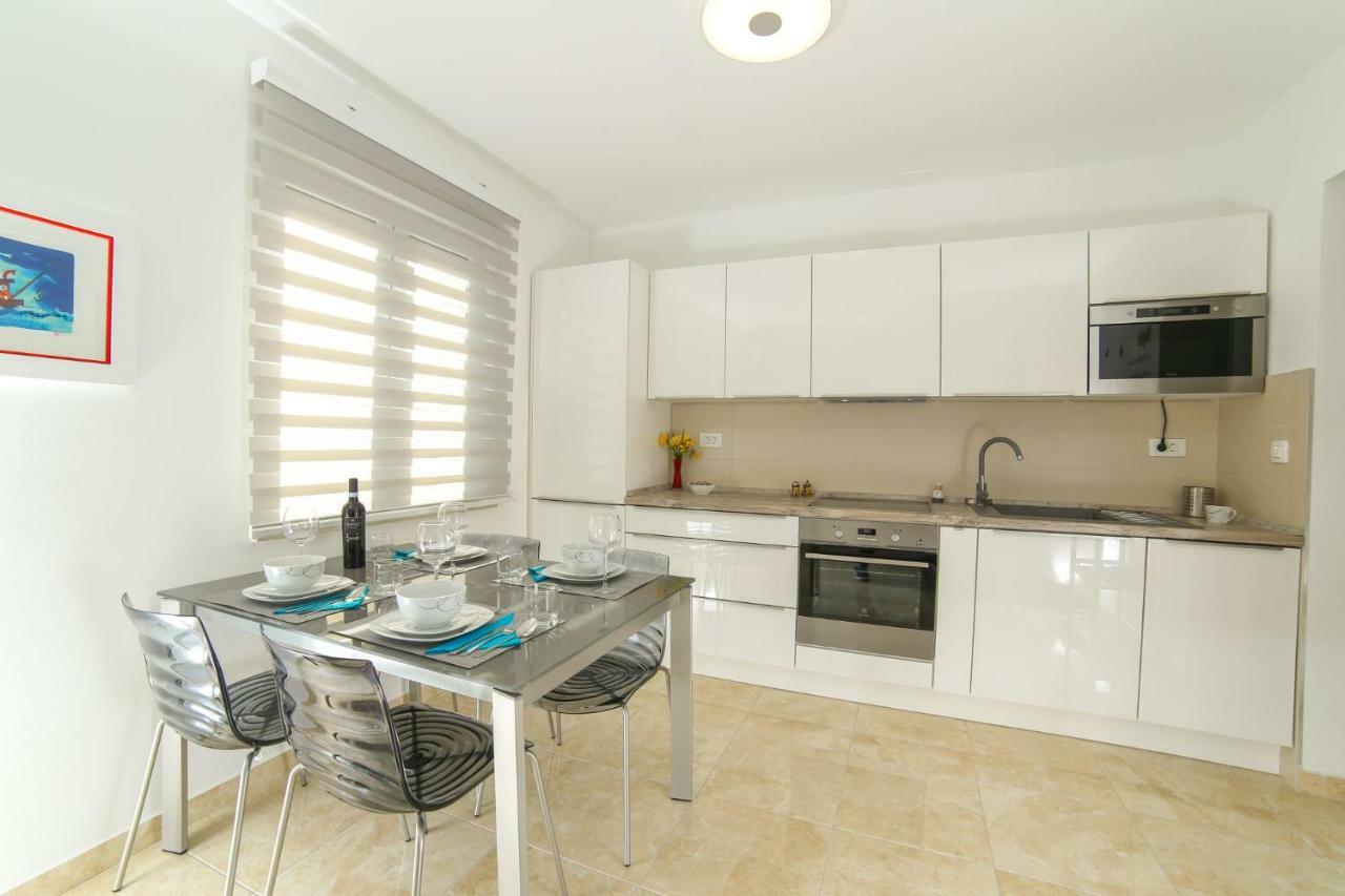 Amazing Luxury 4Star Apartment Laura 수페타르 외부 사진